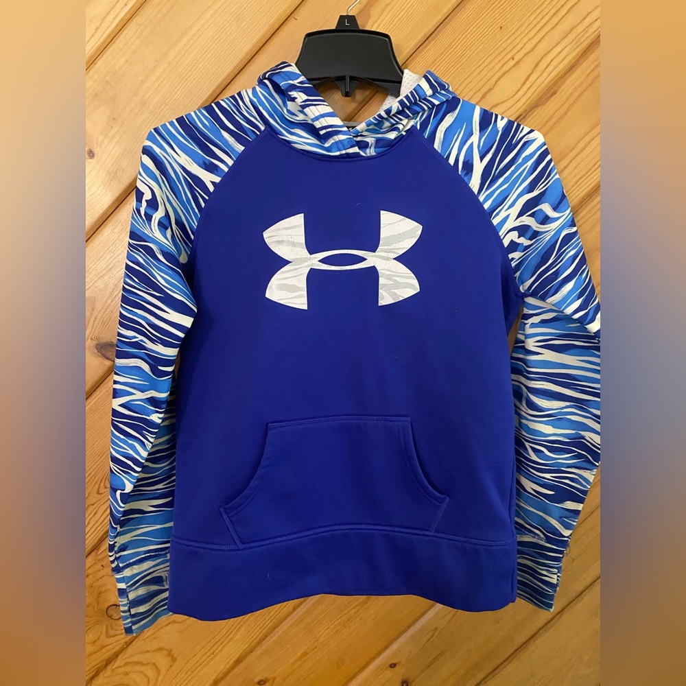 Under Armour, blue long sleeve, putted sweatshirt, youth boys, large size 14